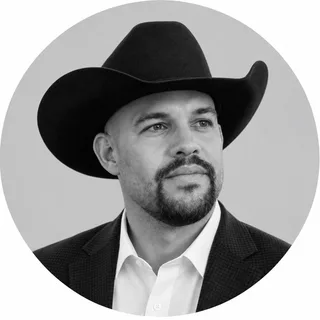 Portrait of Rudy Pedraza, Director of Business Development at AP Construction